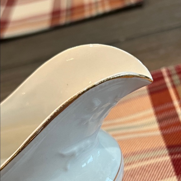 Edwin M. Knowles Gravy Boat White with Green & Gold Trim - Picture 14 of 16